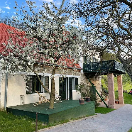 Sarga Haz Landhaus *