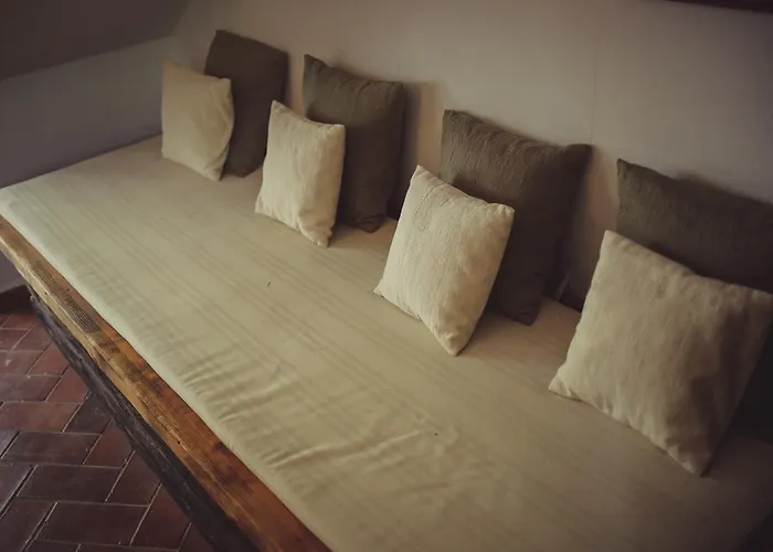 Kır Evi Sarga Haz Kaptalantoti